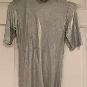 Chic Silver Short Sleeve Women's Top